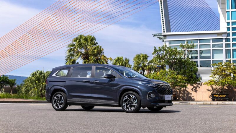 Hyundai Custin - Ảnh 4